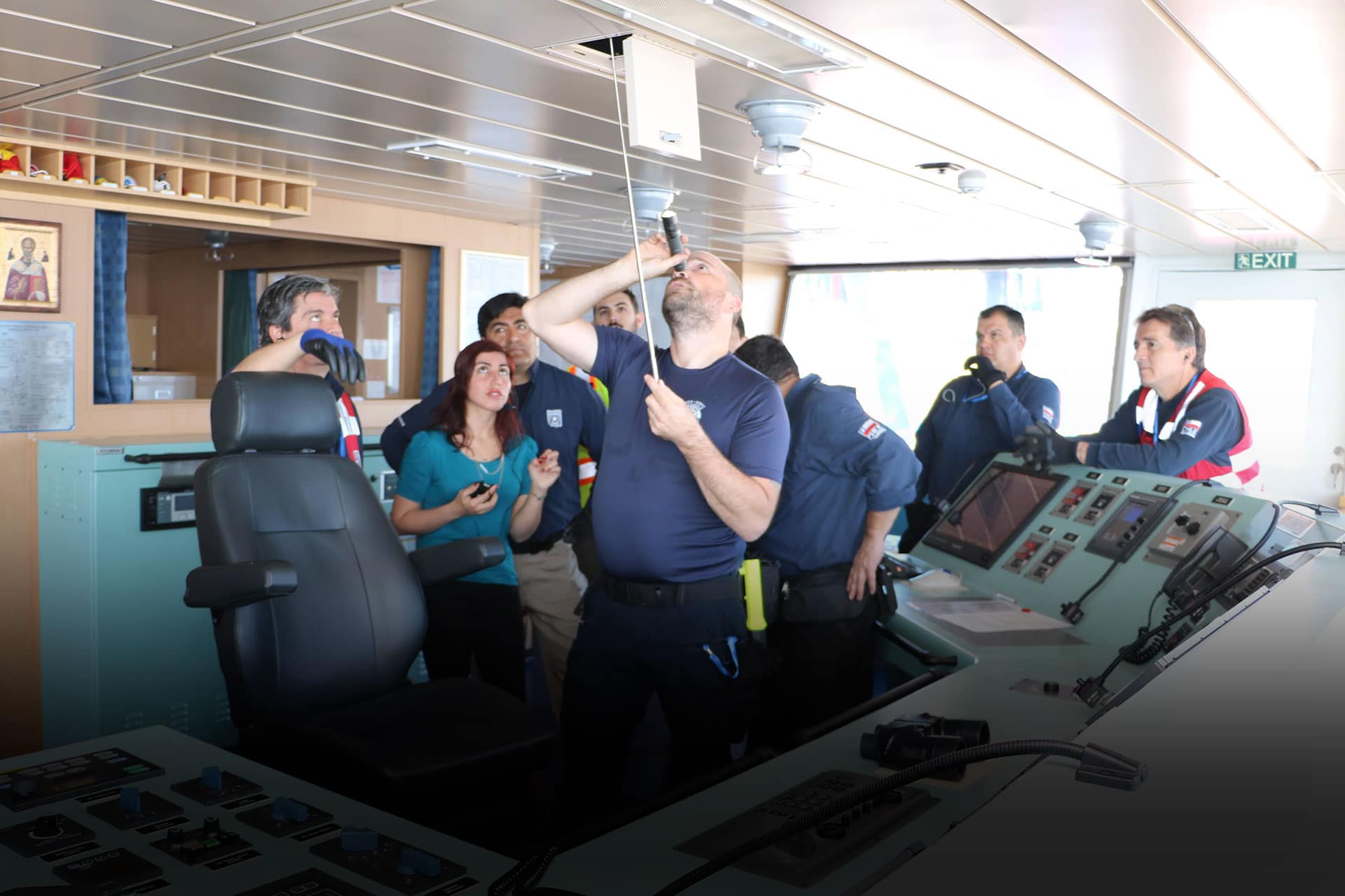 Simultaneous interpretation for the Chilean Customs Service. Anti-terrorism training in the Bay of Valparaíso. Client: OAS.
